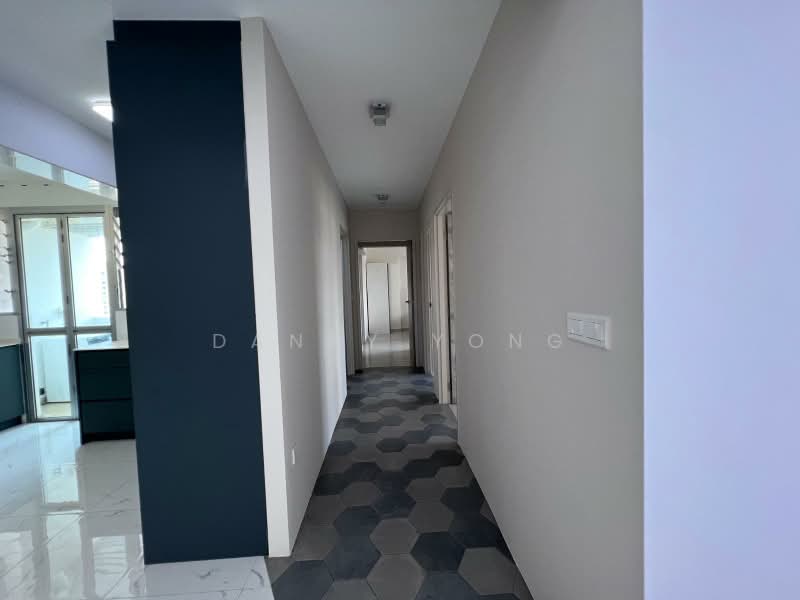 440D Bukit Batok West Avenue 8, 440D Bukit Batok West Avenue 8, 3 Bedrooms, 1,206 sqft, HDB Flat For Rent, by Danny Yong, 500194112 - Corridor - PropertyGuru.com.sg
