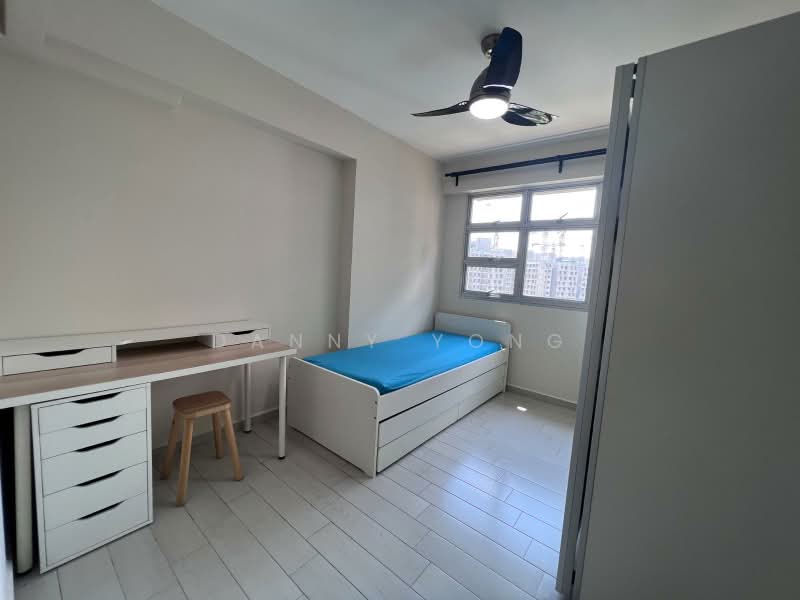 440D Bukit Batok West Avenue 8, 440D Bukit Batok West Avenue 8, 3 Bedrooms, 1,206 sqft, HDB Flat For Rent, by Danny Yong, 500194112 - Bedroom - PropertyGuru.com.sg