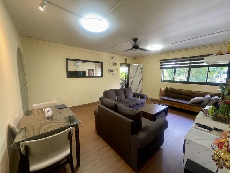 11 Teck Whye Lane, 11 Teck Whye Lane, 4 Bedrooms, 1,066 sqft, HDB Flat For Sale, by Ashcvin Mani, 500194118 - Living Room - PropertyGuru.com.sg