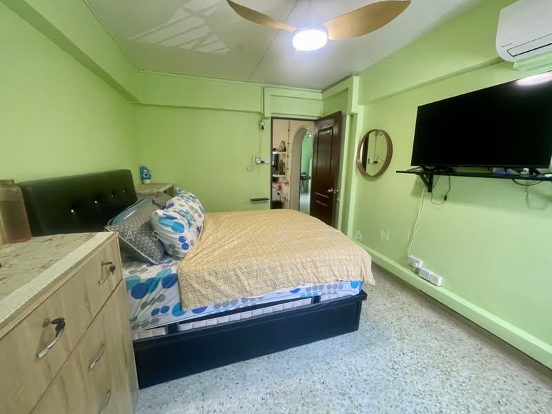 11 Teck Whye Lane, 11 Teck Whye Lane, 4 Bedrooms, 1,066 sqft, HDB Flat For Sale, by Ashcvin Mani, 500194118 - Bedroom - PropertyGuru.com.sg