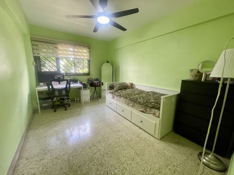 11 Teck Whye Lane, 11 Teck Whye Lane, 4 Bedrooms, 1,066 sqft, HDB Flat For Sale, by Ashcvin Mani, 500194118 - Bedroom - PropertyGuru.com.sg