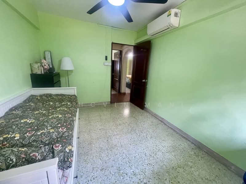 11 Teck Whye Lane, 11 Teck Whye Lane, 4 Bedrooms, 1,066 sqft, HDB Flat For Sale, by Ashcvin Mani, 500194118 - Bedroom - PropertyGuru.com.sg