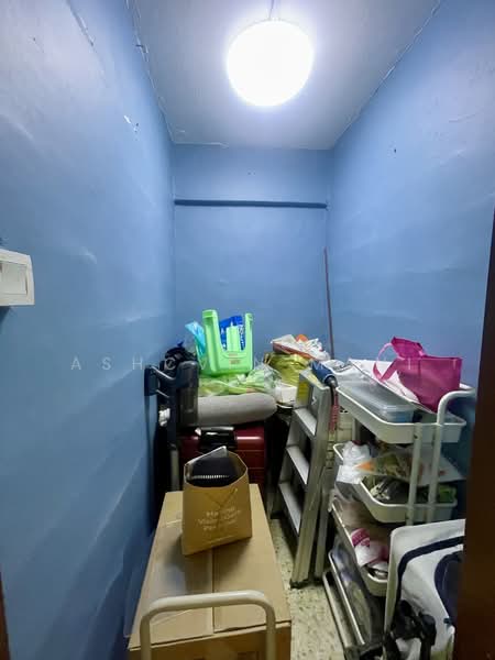 11 Teck Whye Lane, 11 Teck Whye Lane, 4 Bedrooms, 1,066 sqft, HDB Flat For Sale, by Ashcvin Mani, 500194118 - Store Room - PropertyGuru.com.sg