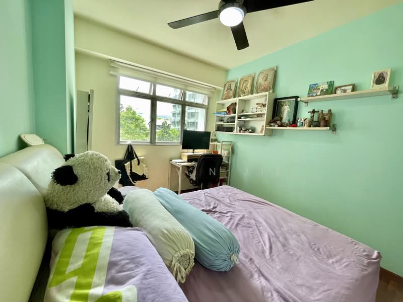 183B Boon Lay Avenue, 183B Boon Lay Avenue, 4 Bedrooms, 1,205 sqft, HDB Flat For Sale, by Lee Yin Jie, 500194121 - Bedroom - PropertyGuru.com.sg