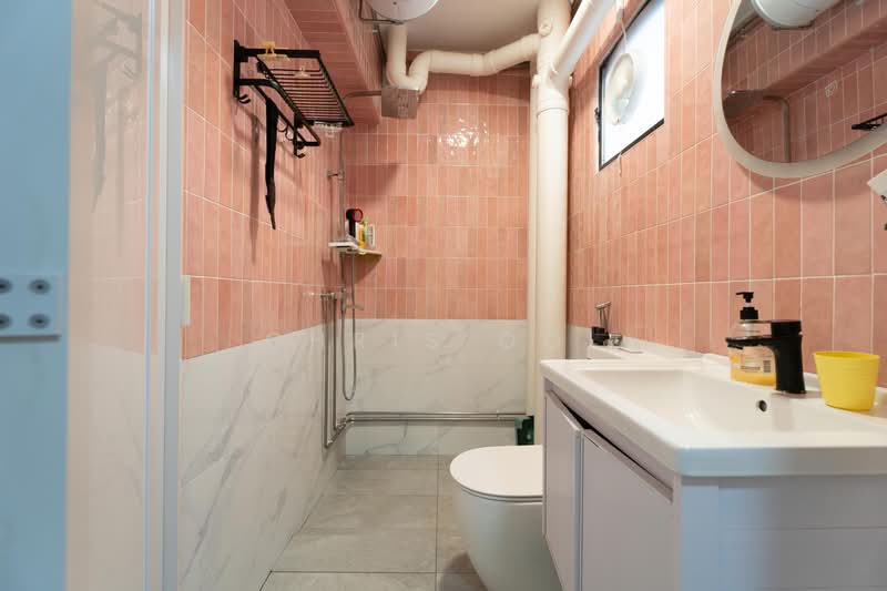 653A Jurong West Street 61, 653A Jurong West Street 61, 3 Bedrooms, 1,184 sqft, HDB Flat For Sale, by Chris Ooi, 500194123 - Bathroom - PropertyGuru.com.sg