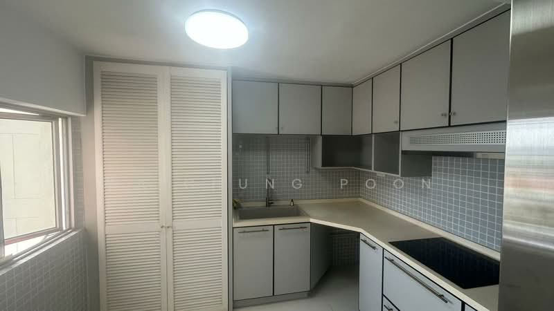 Neptune Court, 6 Marine Vista, 3 Bedrooms, 1,270 sqft, Apartment For Sale, by Waichung Poon, 500194126 - Kitchen - PropertyGuru.com.sg