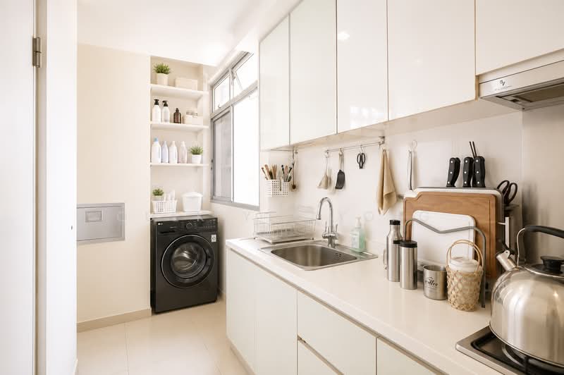 Oasis @ Elias, 66 Elias Road, 4 Bedrooms, 2,454 sqft, Condominium For Sale, by Quek Yee Yong, 500194129 - Kitchen - PropertyGuru.com.sg