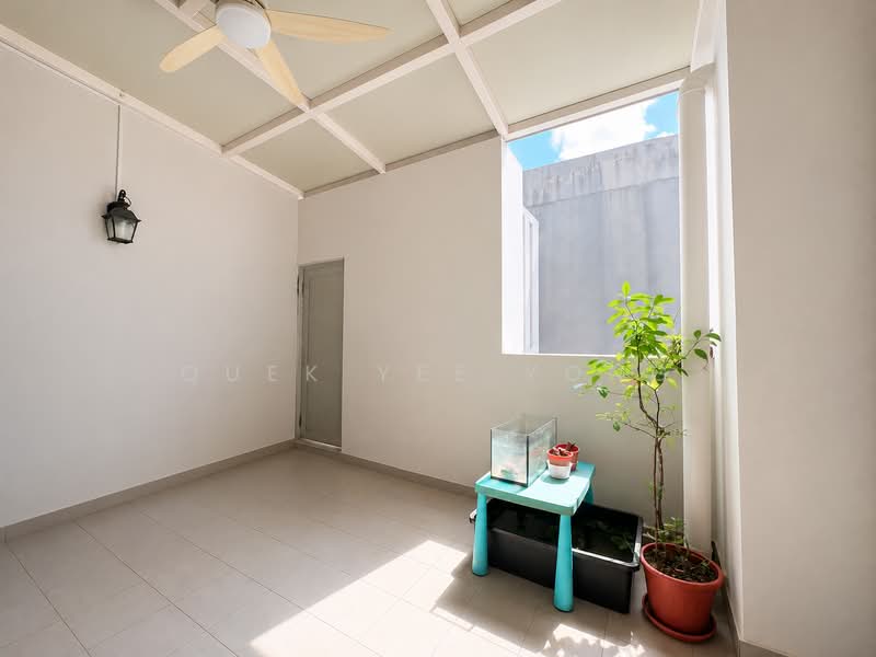 Oasis @ Elias, 66 Elias Road, 4 Bedrooms, 2,454 sqft, Condominium For Sale, by Quek Yee Yong, 500194129 - Balcony - PropertyGuru.com.sg