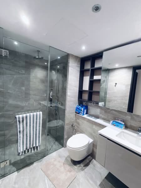 Lake Grande, 8 Jurong Lake Link, 2 Bedrooms, 614 sqft, Condominium For Sale, by Wilson Kong, 500194130 - Bathroom - PropertyGuru.com.sg