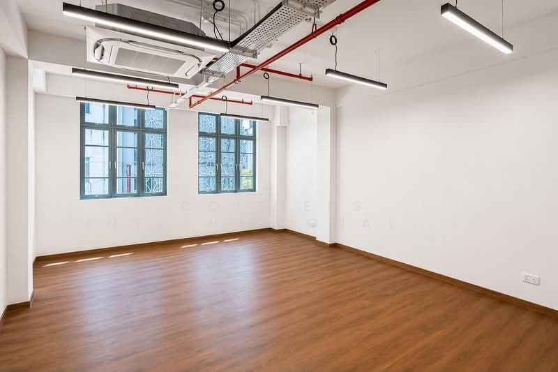 Renovated shophouse; Prime location; Lift access, Hongkong St, New Bridge Rd, South Bridge Rd, Upper Circular Rd, Boat Quay / Raffles Place / Marina, 985 sqft, Office For Rent, by AGNES HEU, 500194131 - Interior - CommercialGuru.com.sg