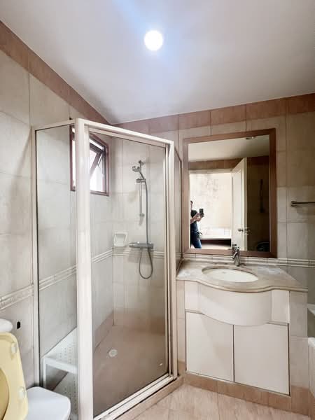 High Oak Condo, 11 Toh Tuck Road, 1 Bedroom, 150 sqft, Condominium For Rent, by Chua Yi Zhe, 500194135 - Bathroom - PropertyGuru.com.sg