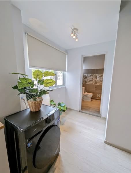 Hoot Kiam Mansion, 25 Hoot Kiam Road, 4 Bedrooms, 1,464 sqft, Walk-up Apartment For Sale, by Jackie Foong, 500194139 - Bathroom - PropertyGuru.com.sg