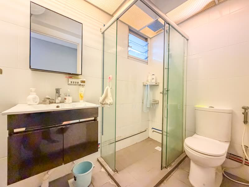 513D Yishun Street 51, 513D Yishun Street 51, 4 Bedrooms, 1,292 sqft, HDB Flat For Sale, by Brandon Wee, 500194148 - Bathroom - PropertyGuru.com.sg
