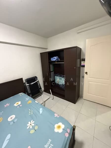 690 Jurong West Central 1, 690 Jurong West Central 1, Room Rental, 90 sqft, HDB Flat For Rent, by Menaka Appachamy, 500194162 - Bedroom - PropertyGuru.com.sg