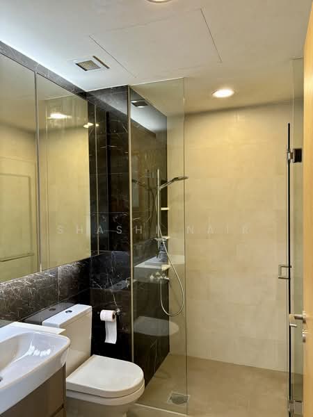 The Glades, 12 Bedok Rise, 1 Bedroom, 484 sqft, Condominium For Sale, by Shashi Nair, 500194171 - Bathroom - PropertyGuru.com.sg