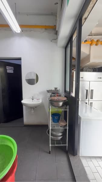 Bedok Market Place, 348 Bedok Road, 900 sqft, Food & Beverage For Rent, by Ssharon Loh, 500194179 - CommercialGuru.com.sg