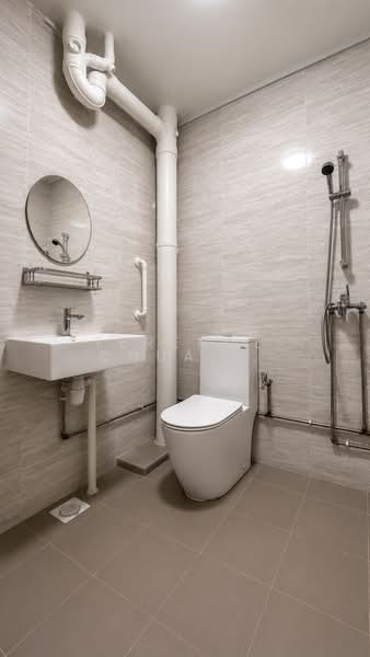 221 Hougang Street 21, 221 Hougang Street 21, 4 Bedrooms, 1,593 sqft, HDB Flat For Sale, by Terence Chua Kai Lun, 500194182 - Bathroom - PropertyGuru.com.sg