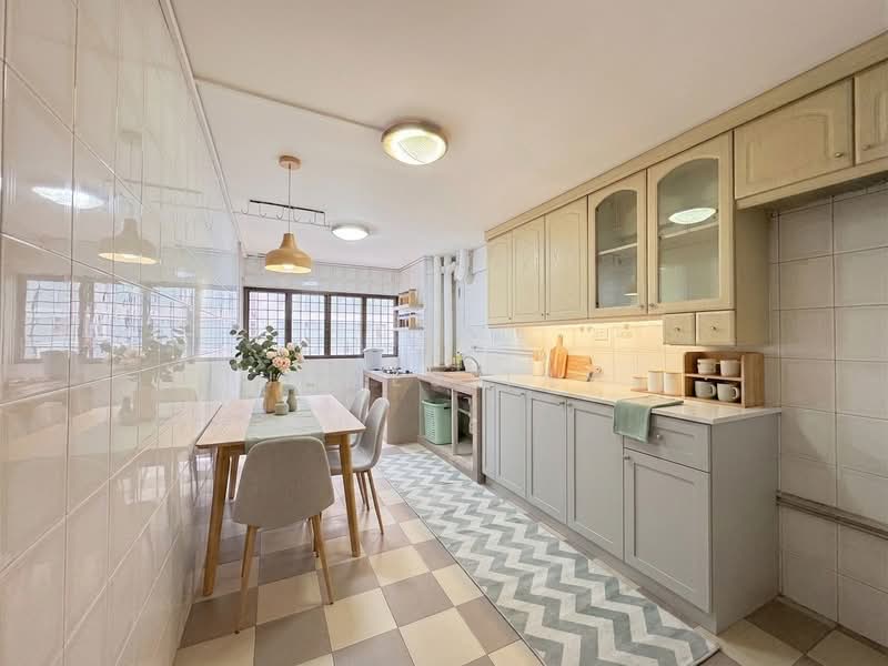 43 Cambridge Road, 43 Cambridge Road, 3 Bedrooms, 979 sqft, HDB Flat For Sale, by James Tay, 500194192 - Kitchen - PropertyGuru.com.sg