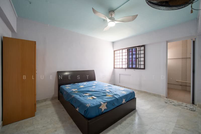 412 Jurong West Street 42, 412 Jurong West Street 42, 3 Bedrooms, 1,108 sqft, HDB Flat For Sale, by KENNETH CHUA, 500194199 - Bedroom - PropertyGuru.com.sg