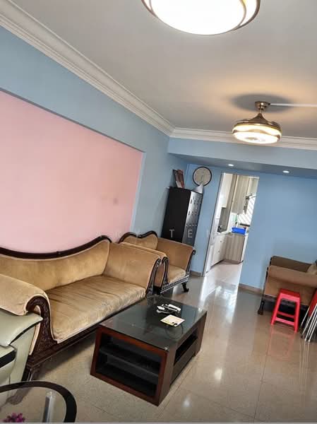 703 Yishun Avenue 5, 703 Yishun Avenue 5, Room Rental, 200 sqft, HDB Flat For Rent, by Mary Teng, 500194207 - Living Room - PropertyGuru.com.sg