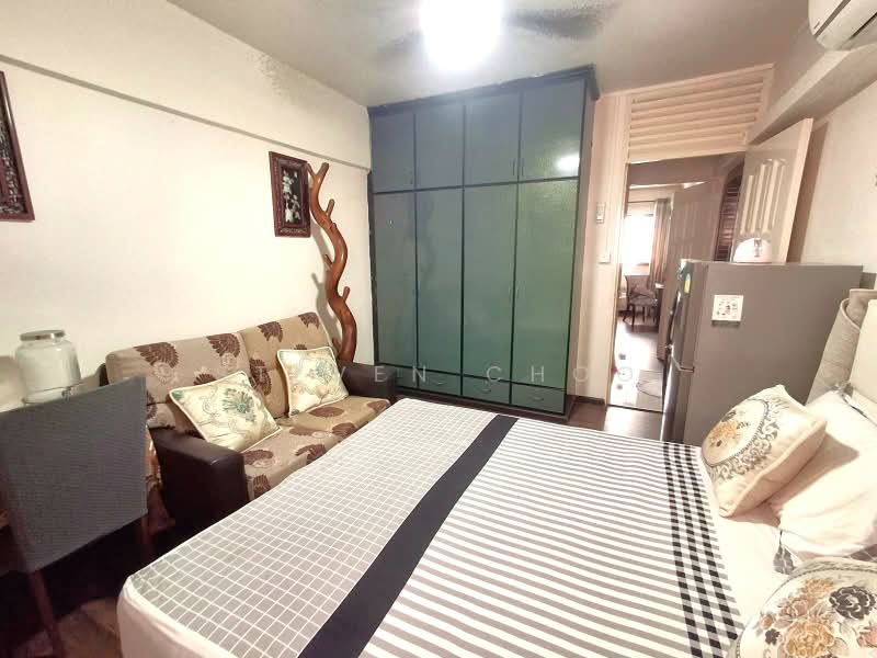 542 Jurong West Avenue 1, 542 Jurong West Avenue 1, Room Rental, 120 sqft, HDB Flat For Rent, by Steven Choo, 500194209 - Bedroom - PropertyGuru.com.sg