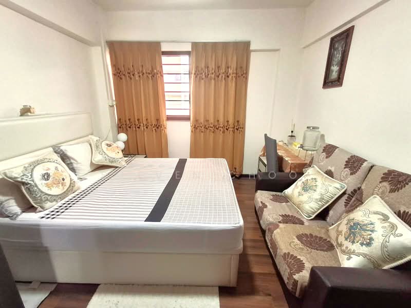 542 Jurong West Avenue 1, 542 Jurong West Avenue 1, Room Rental, 120 sqft, HDB Flat For Rent, by Steven Choo, 500194209 - Bedroom - PropertyGuru.com.sg