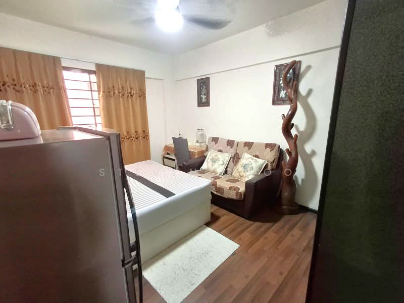 542 Jurong West Avenue 1, 542 Jurong West Avenue 1, Room Rental, 120 sqft, HDB Flat For Rent, by Steven Choo, 500194209 - Living Room - PropertyGuru.com.sg
