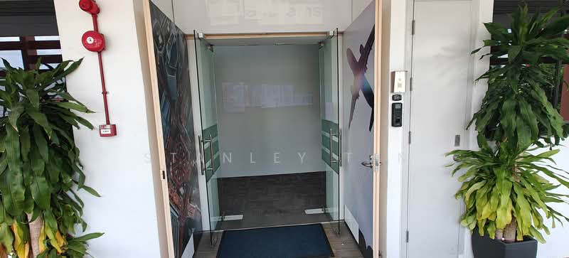 21 Kallang Avenue, 21 Kallang Avenue, 2,702 sqft, Light Industrial (B1) For Rent, by Stanley Tan, 500194225 - Entrance - CommercialGuru.com.sg