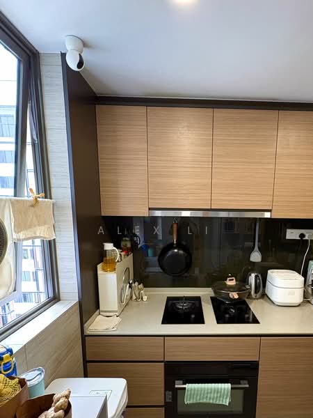Midwood, 8 Hillview Rise, 3 Bedrooms, 904 sqft, Condominium For Rent, by Alex LI, 500194238 - Kitchen - PropertyGuru.com.sg