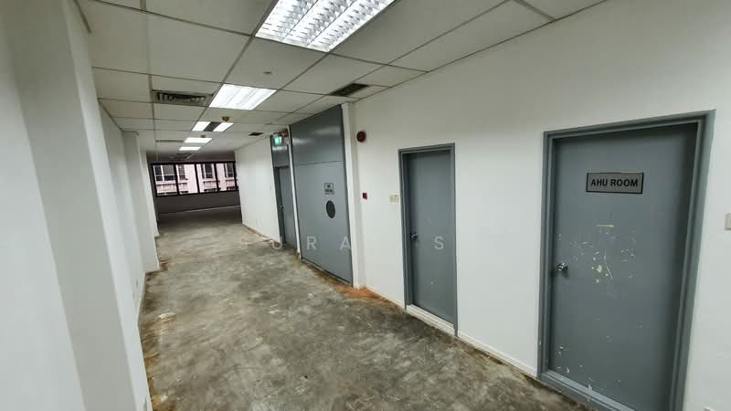 110 Robinson Road, 110 Robinson Road, 1,381 sqft, Office For Rent, by Suraj S., 500194253 - Corridor - CommercialGuru.com.sg