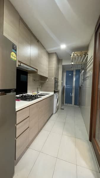 Bayou Residence, 349 Upper Paya Lebar Road, 3 Bedrooms, 904 sqft, Condominium For Sale, by Ivan Sim, 500194266 - Kitchen - PropertyGuru.com.sg
