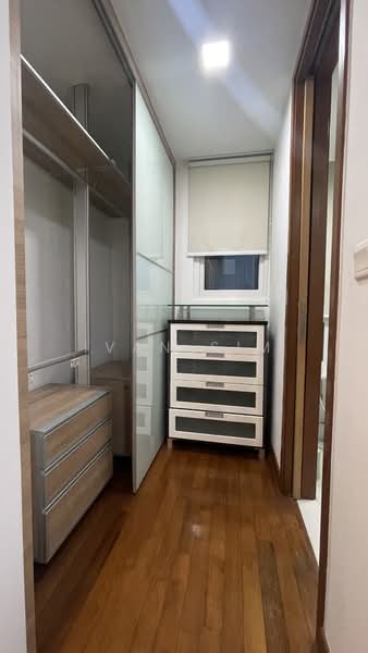 Bayou Residence, 349 Upper Paya Lebar Road, 3 Bedrooms, 904 sqft, Condominium For Sale, by Ivan Sim, 500194266 - Interior - PropertyGuru.com.sg