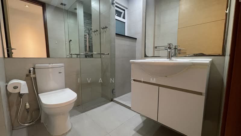 Bayou Residence, 349 Upper Paya Lebar Road, 3 Bedrooms, 904 sqft, Condominium For Sale, by Ivan Sim, 500194266 - Bathroom - PropertyGuru.com.sg