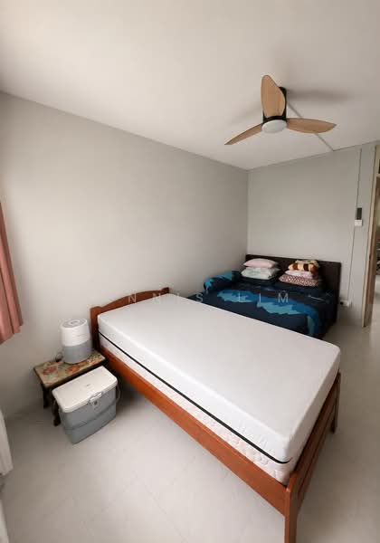 607 Clementi West Street 1, 607 Clementi West Street 1, 2 Bedrooms, 721 sqft, HDB Flat For Sale, by Dennis Lim, 500194277 - Bedroom - PropertyGuru.com.sg