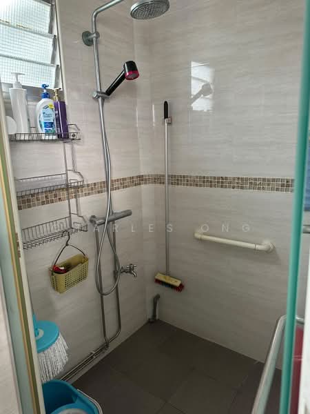 820 Woodlands Street 82, 820 Woodlands Street 82, Room Rental, 110 sqft, HDB Flat For Rent, by Charles Ong, 500194295 - Bathroom - PropertyGuru.com.sg