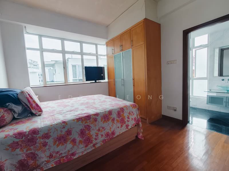 Sommerville Loft, 7 Sommerville Walk, 3 Bedrooms, 1,216 sqft, Condominium For Sale, by Eddie Leong, 500194303 - Bedroom - PropertyGuru.com.sg