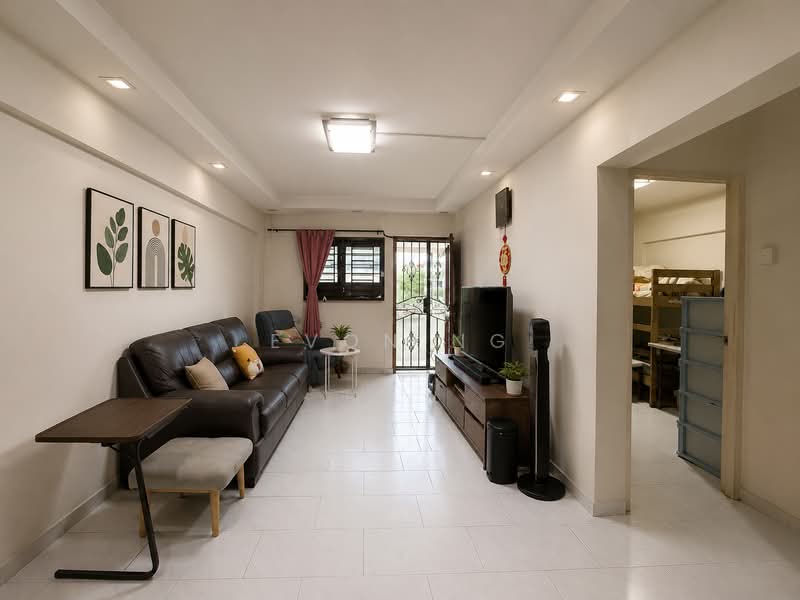 319 Ang Mo Kio Avenue 1, 319 Ang Mo Kio Avenue 1, 2 Bedrooms, 786 sqft, HDB Flat For Sale, by Evon Ng, 500194325 - Living Room - PropertyGuru.com.sg