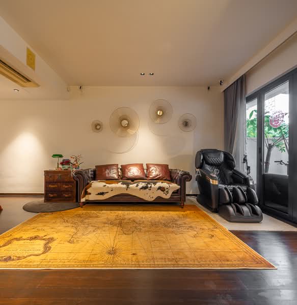 House in Joo Chiat, , 4 Bedrooms, 2,000 sqft, Terraced House For Rent, by Kenny Yap, 500194332 - Living Room - PropertyGuru.com.sg