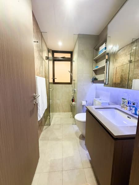 Seaside Residences, 10 Siglap Link, 3 Bedrooms, 1,206 sqft, Apartment For Sale, by Elsie Ang, 500194337 - Bathroom - PropertyGuru.com.sg