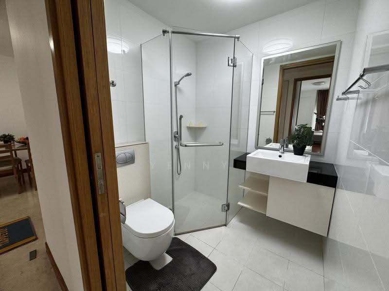 One Oxley Rise, 1 Oxley Rise, Orchard / River Valley, 2 Bedrooms, 1,108 sqft, Apartment For Rent, by Yenny Adell, 500194343 - Common Bathroom - PropertyGuru.com.sg