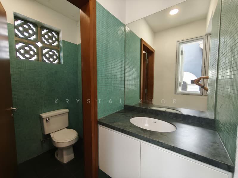 No GST | Next to Tanjong Pagar MRT | NEW! Modern Shophouse on Tras Street, Tras Street Tanjong Pagar Road Craig Road, 1,549 sqft, Shop / Shophouse For Rent, by Krystal Khor, 500194345 - Bathroom - CommercialGuru.com.sg