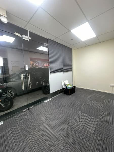 Tradehub 21, 18 Boon Lay Way, 1,582 sqft, Light Industrial (B1) For Rent, by Ben Chew, 500194346 - Interior - CommercialGuru.com.sg