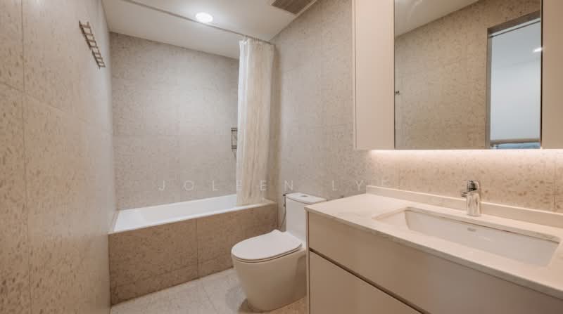 🌟Good entry price for D10🌟1km to Henry Park Pri🌟Renovated 2 Storey Terrace☎️Joleen 8686~9040, Tanglin / Holland / Bukit Timah, 3 Bedrooms, 2,500 sqft, Terraced House For Sale, by Joleen Lye, 500194374 - Bathroom - PropertyGuru.com.sg