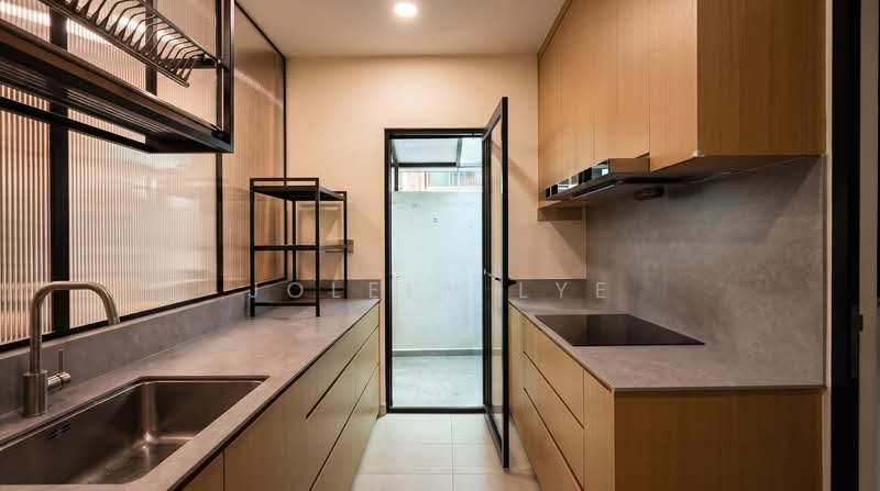 🌟Good entry price for D10🌟1km to Henry Park Pri🌟Renovated 2 Storey Terrace☎️Joleen 8686~9040, Tanglin / Holland / Bukit Timah, 3 Bedrooms, 2,500 sqft, Terraced House For Sale, by Joleen Lye, 500194374 - Kitchen - PropertyGuru.com.sg