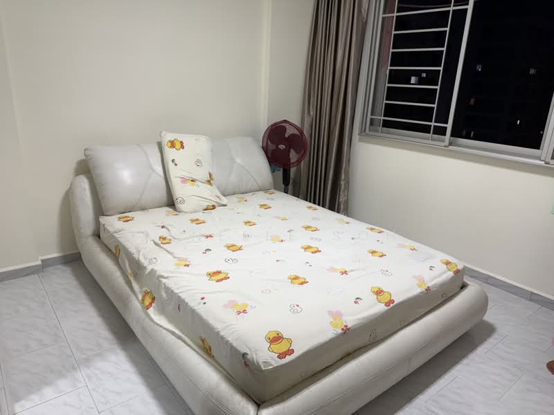 423 Fajar Road, 423 Fajar Road, Room Rental, 100 sqft, HDB Flat For Rent, by Janelle Soh, 500194380 - Bedroom - PropertyGuru.com.sg