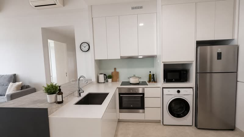 Kingsford Hillview Peak, 105 Hillview Rise, Room Rental, 300 sqft, Condominium For Rent, by Chloe Wan, 500194381 - Kitchen - PropertyGuru.com.sg