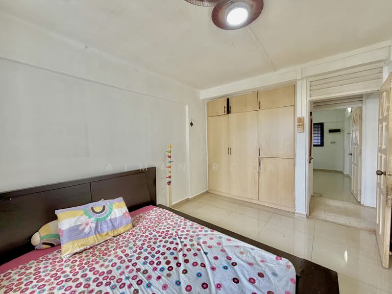 411 Pandan Gardens, 411 Pandan Gardens, 2 Bedrooms, 775 sqft, HDB Flat For Sale, by Aiman Roza, 500194384 - Bedroom - PropertyGuru.com.sg