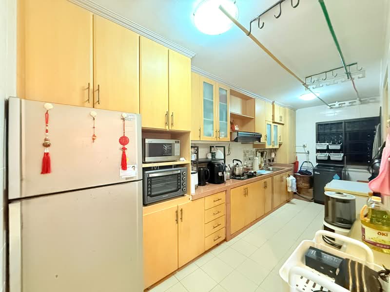 689A Choa Chu Kang Drive, 689A Choa Chu Kang Drive, 3 Bedrooms, 969 sqft, HDB Flat For Sale, by James Yeo, 500194385 - Kitchen - PropertyGuru.com.sg