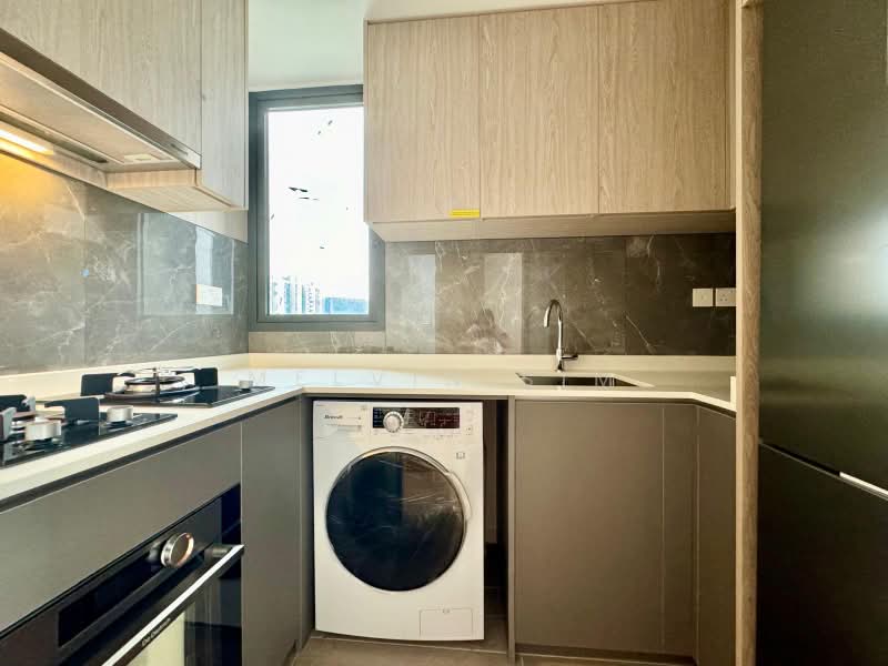 Verticus, 3 Jalan Kemaman, 2 Bedrooms, 753 sqft, Condominium For Rent, by Melvin Sim, 500194406 - Kitchen - PropertyGuru.com.sg