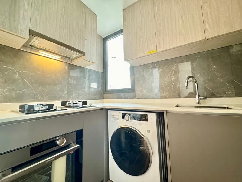 Verticus, 3 Jalan Kemaman, 2 Bedrooms, 753 sqft, Condominium For Rent, by Melvin Sim, 500194406 - Kitchen - PropertyGuru.com.sg